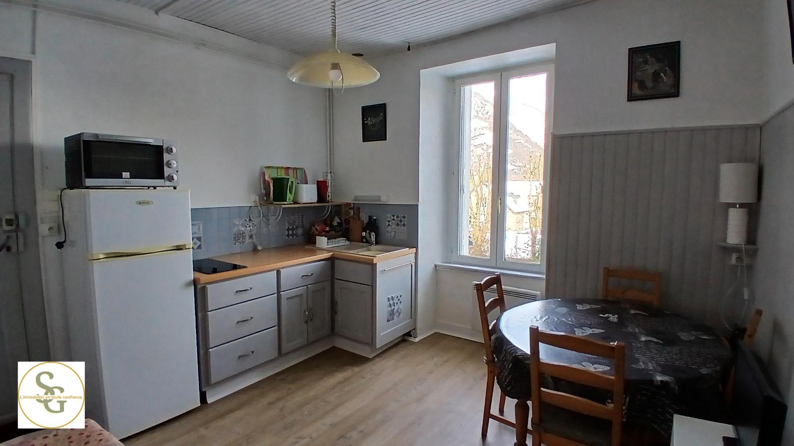 appartement 2 pièces - ST-MAMET